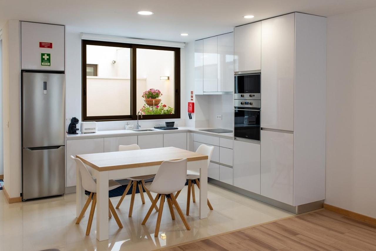 Ria Sal Apartments Aveiro Exterior photo